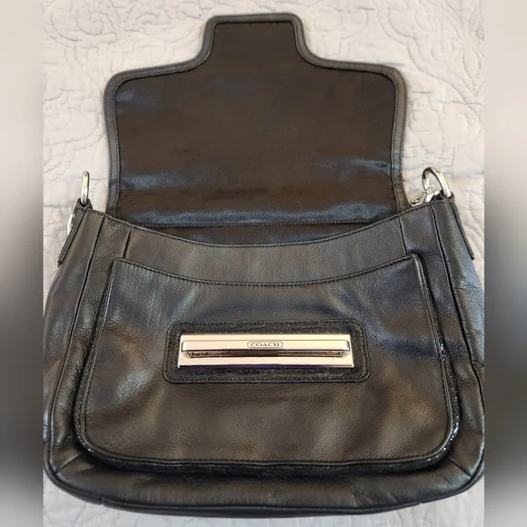 COACH Taylor Leather Flap Shoulder Purse - Picture 9 of 11